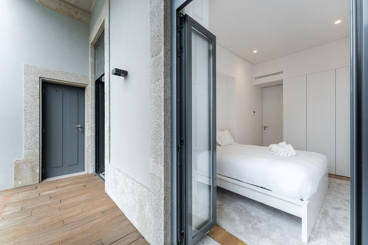 Mompilher Apartments Порто Екстериор снимка